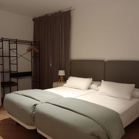 Apartamentos Armanya 3 Lugo Dış mekan fotoğraf