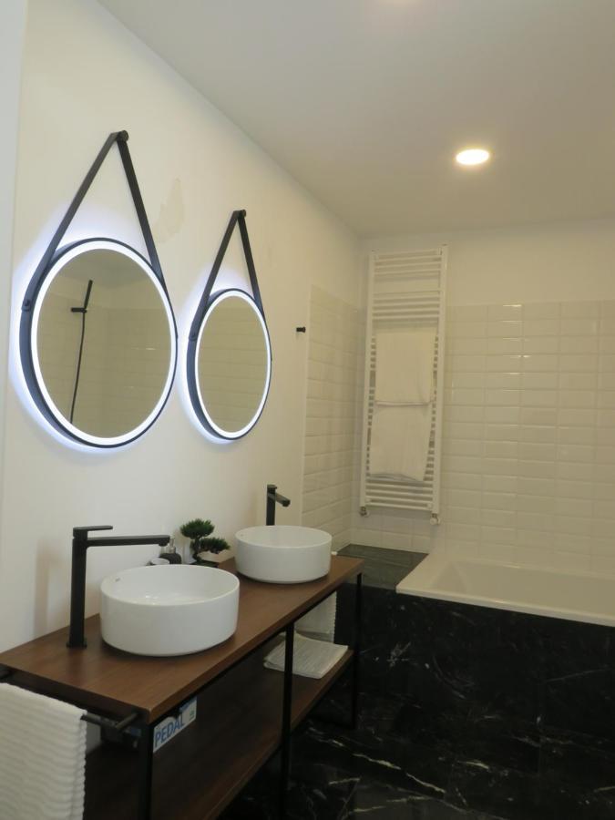 Apartamentos Armanya 3 Lugo Dış mekan fotoğraf