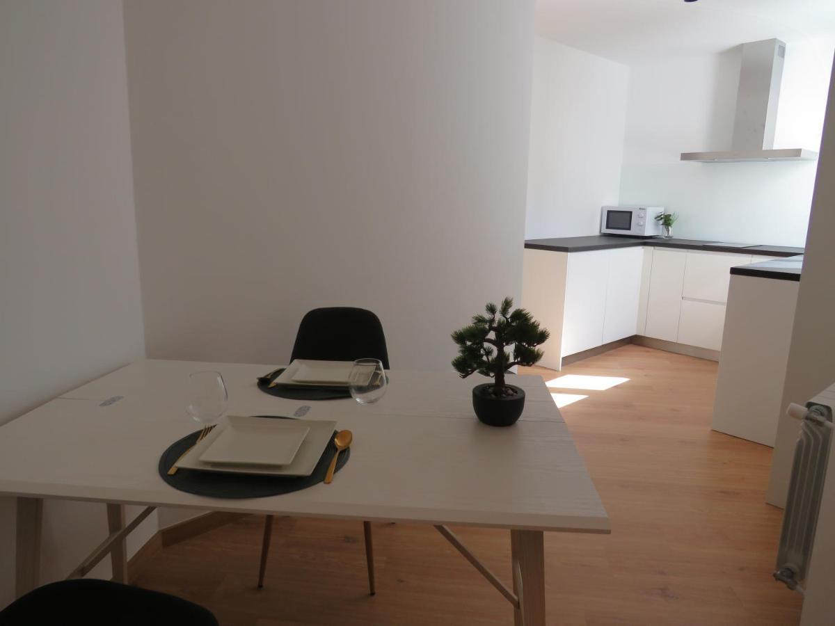 Apartamentos Armanya 3 Lugo Dış mekan fotoğraf