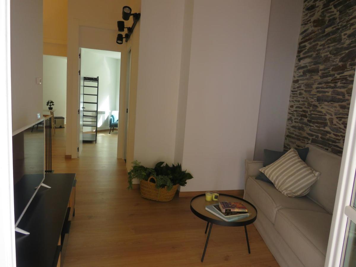 Apartamentos Armanya 3 Lugo Dış mekan fotoğraf